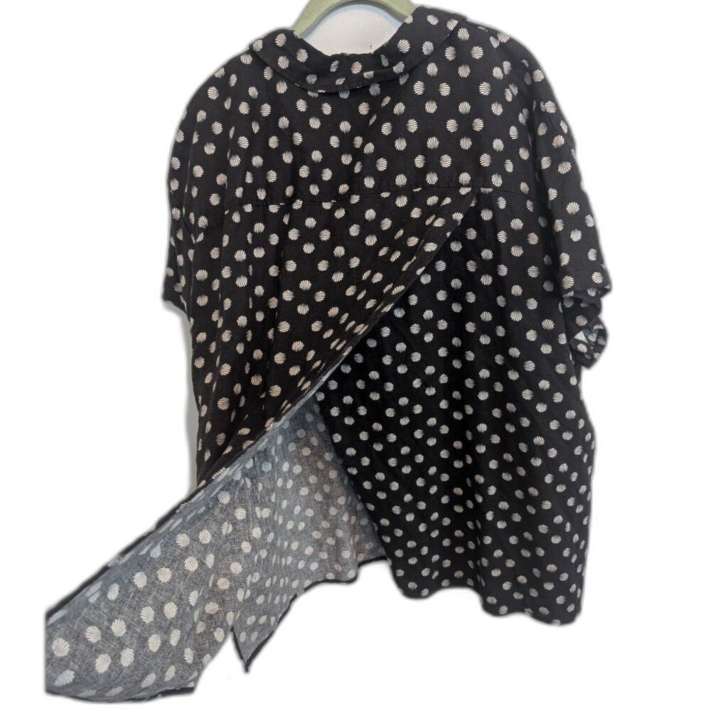 Woman’s Black and White Shirt -Ava & Viv- Size Various - Picture 3 of 8